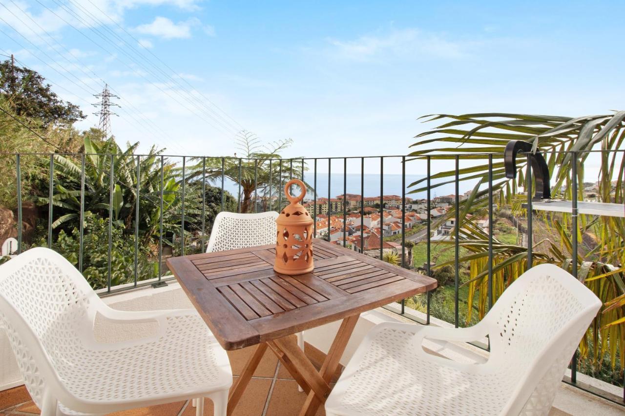 Casa Amarela Apartment Canico  Bagian luar foto